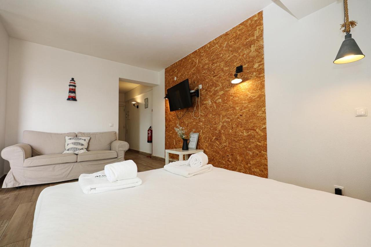 A57 - Lighthouse Apartment In Via Dona Ana Lagos Exterior photo