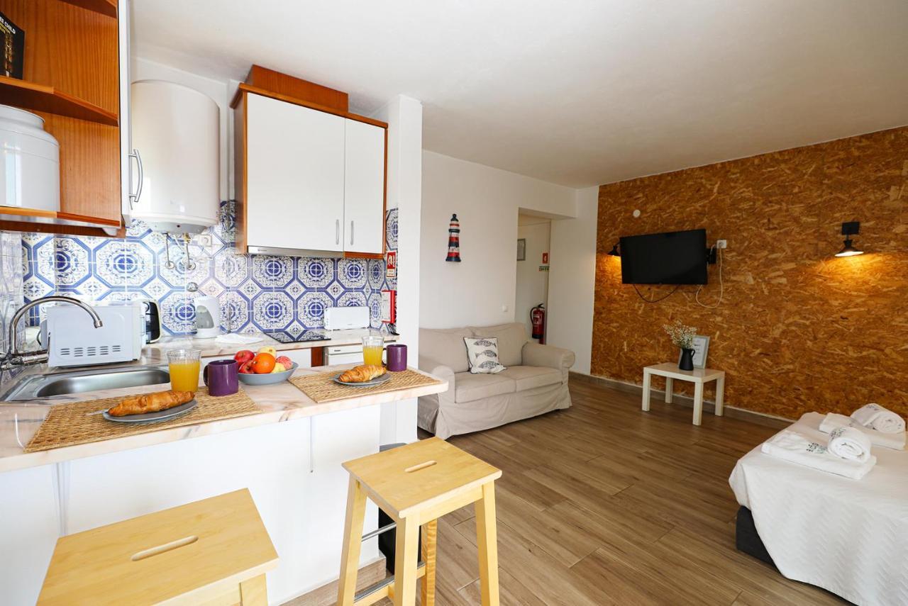 A57 - Lighthouse Apartment In Via Dona Ana Lagos Exterior photo